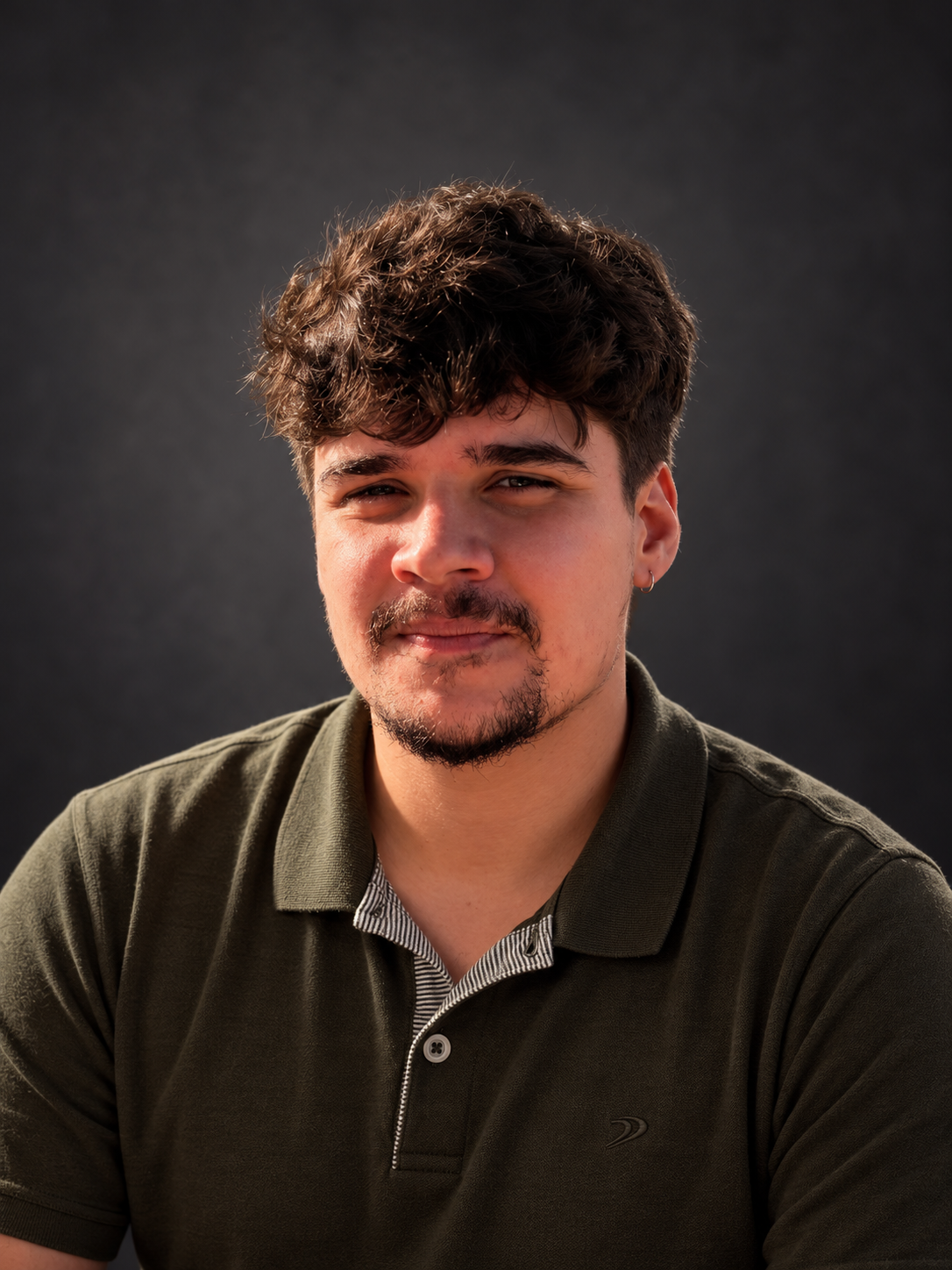 Retrato de estúdio de Pedro Augusto Morais Carvalho
